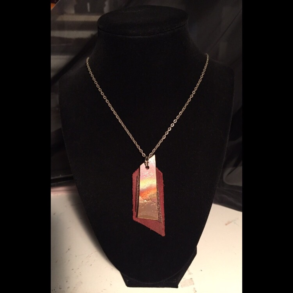 🤎 Handmade, handcut bronze & leather 18” necklace